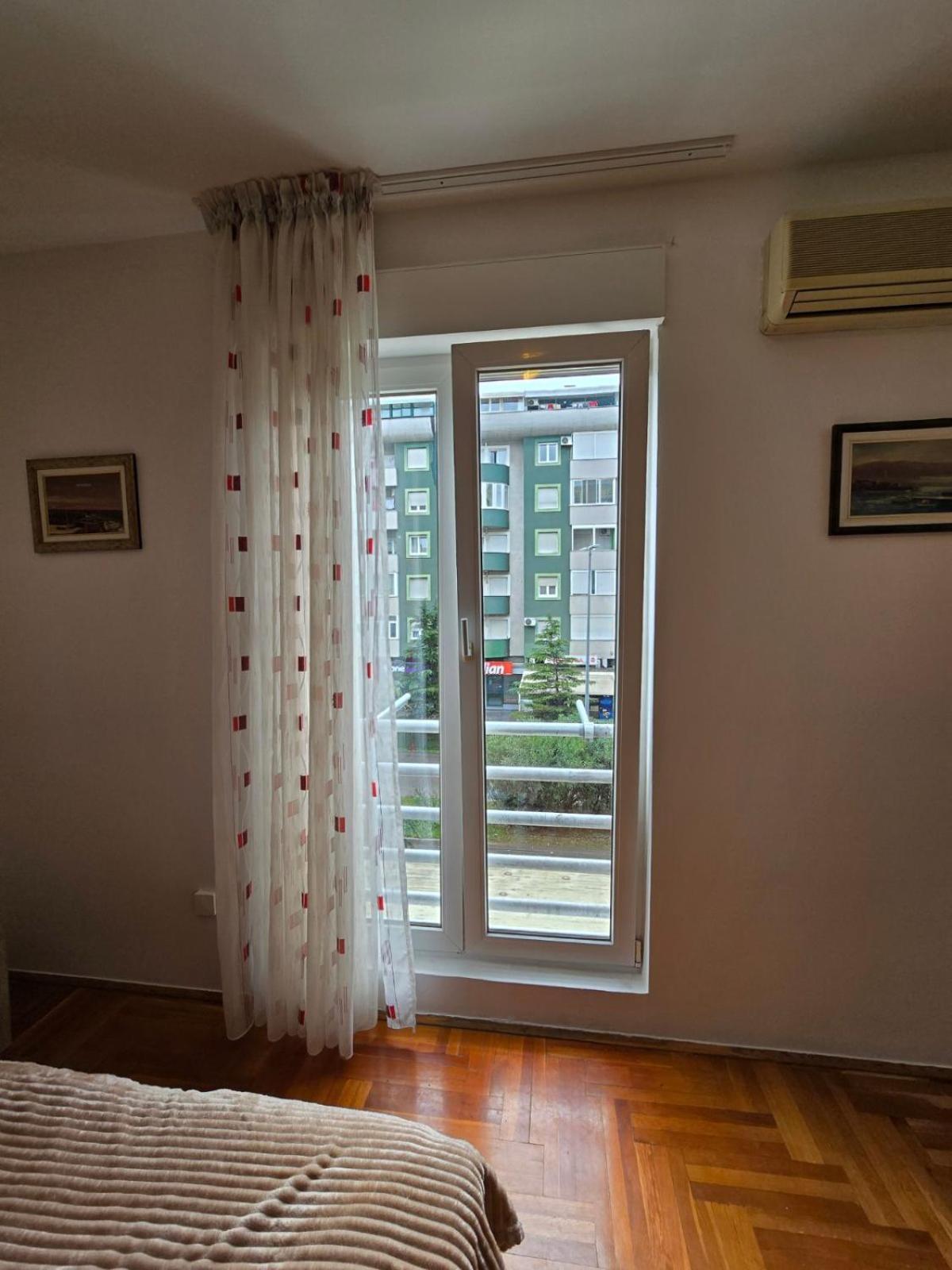 Laki Apartment Podgorica Eksteriør bilde